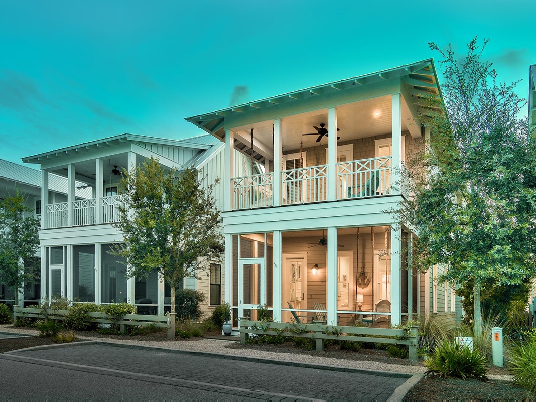 WaterColor "Cinnamon's Retreat" 33 Wisteria Way