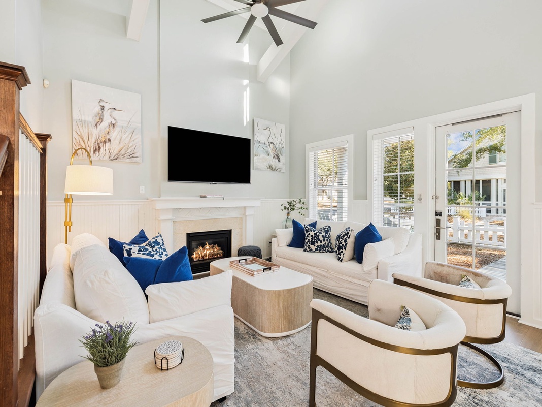 Array_220SaltBoxLn-17