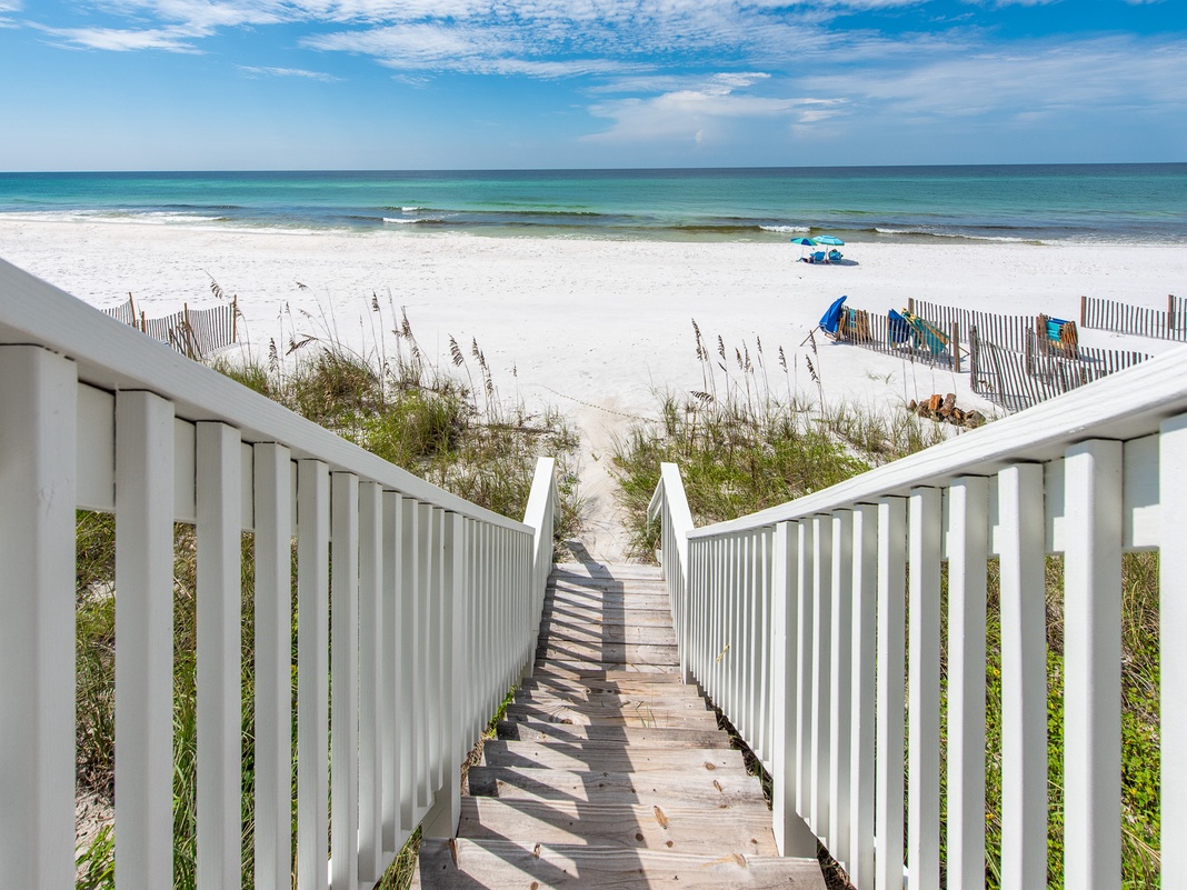 Seagrove â  Our Southern Charmâ   701 Eastern Lake Road - Private Be