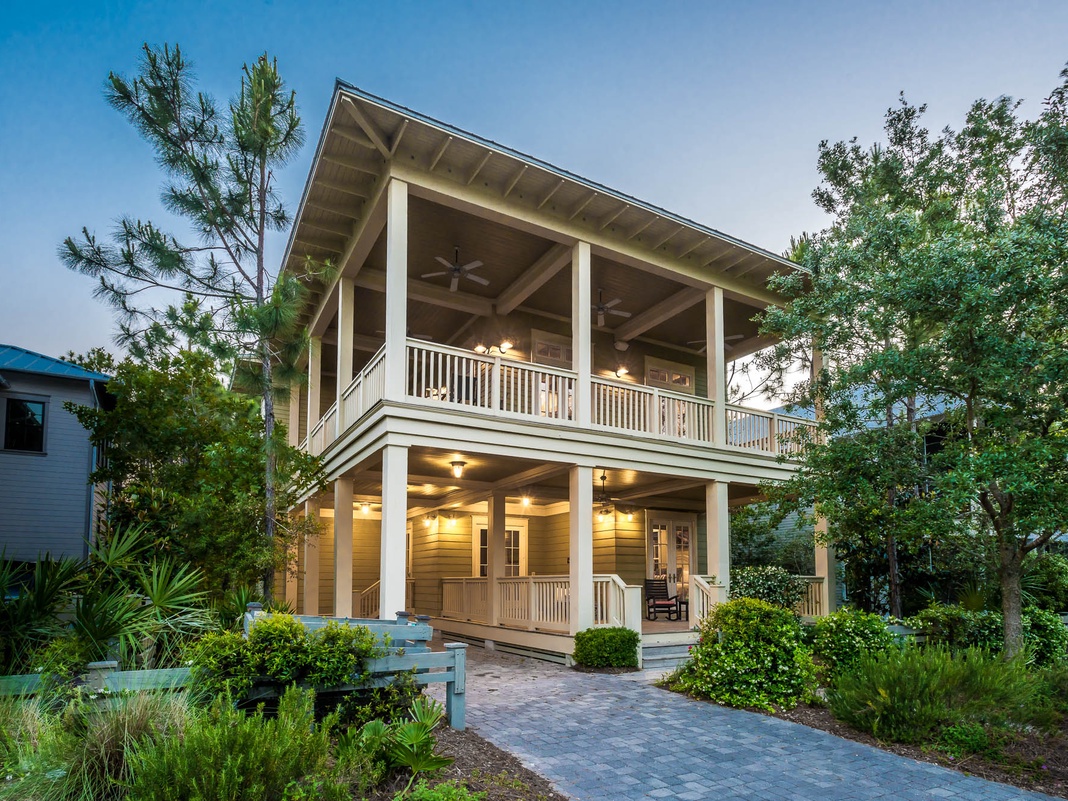 WaterColor "All Decked Out" 425 West Lake Forest