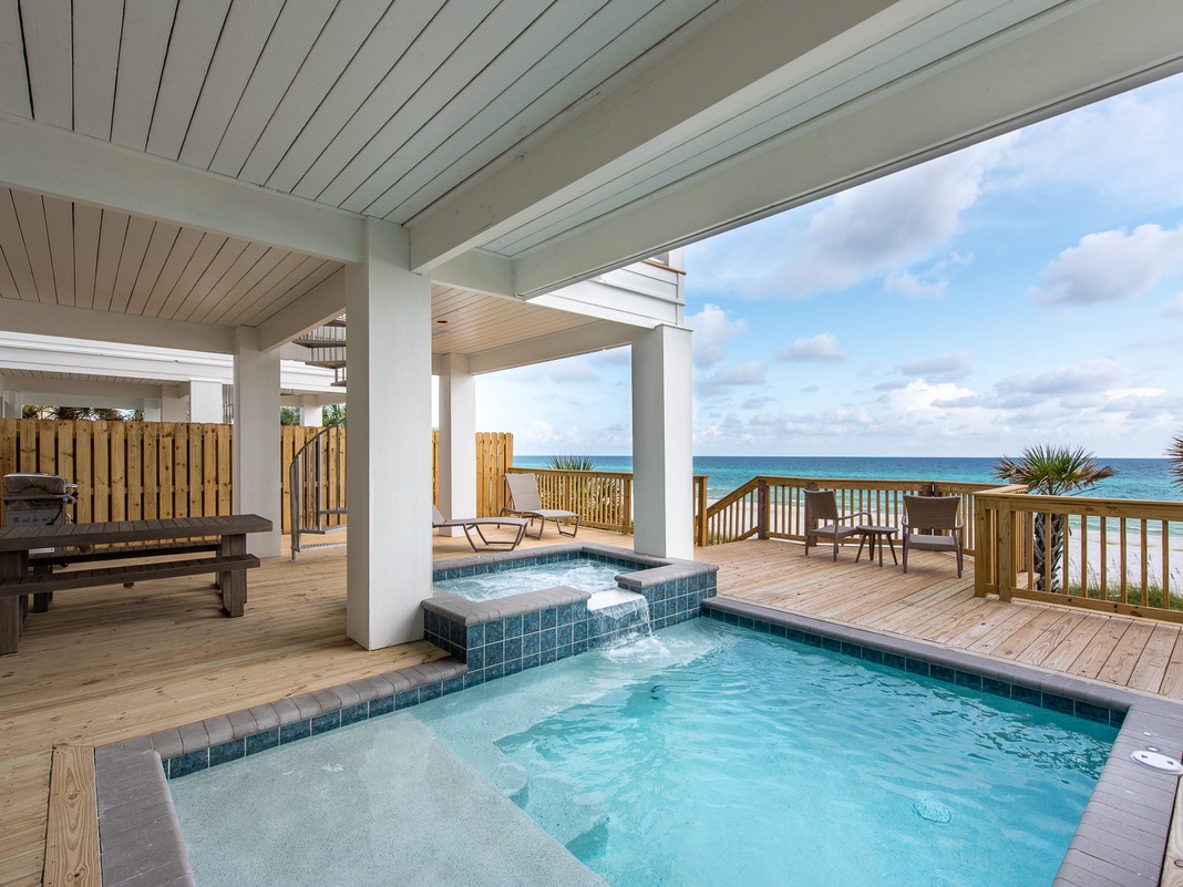 First Floor: Pool Deck