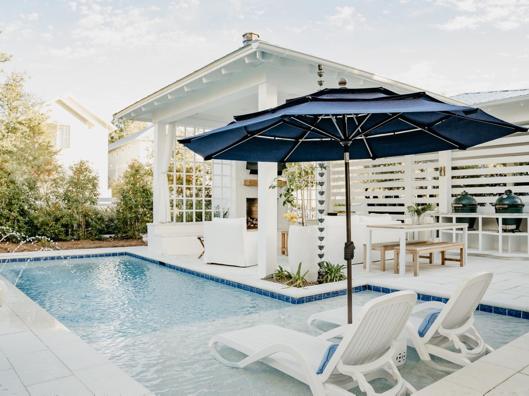 Private Pool- Big Green Egg is not for guest use