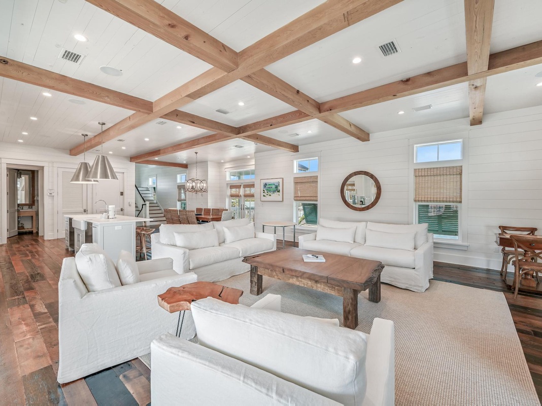 Second Floor: Living Area