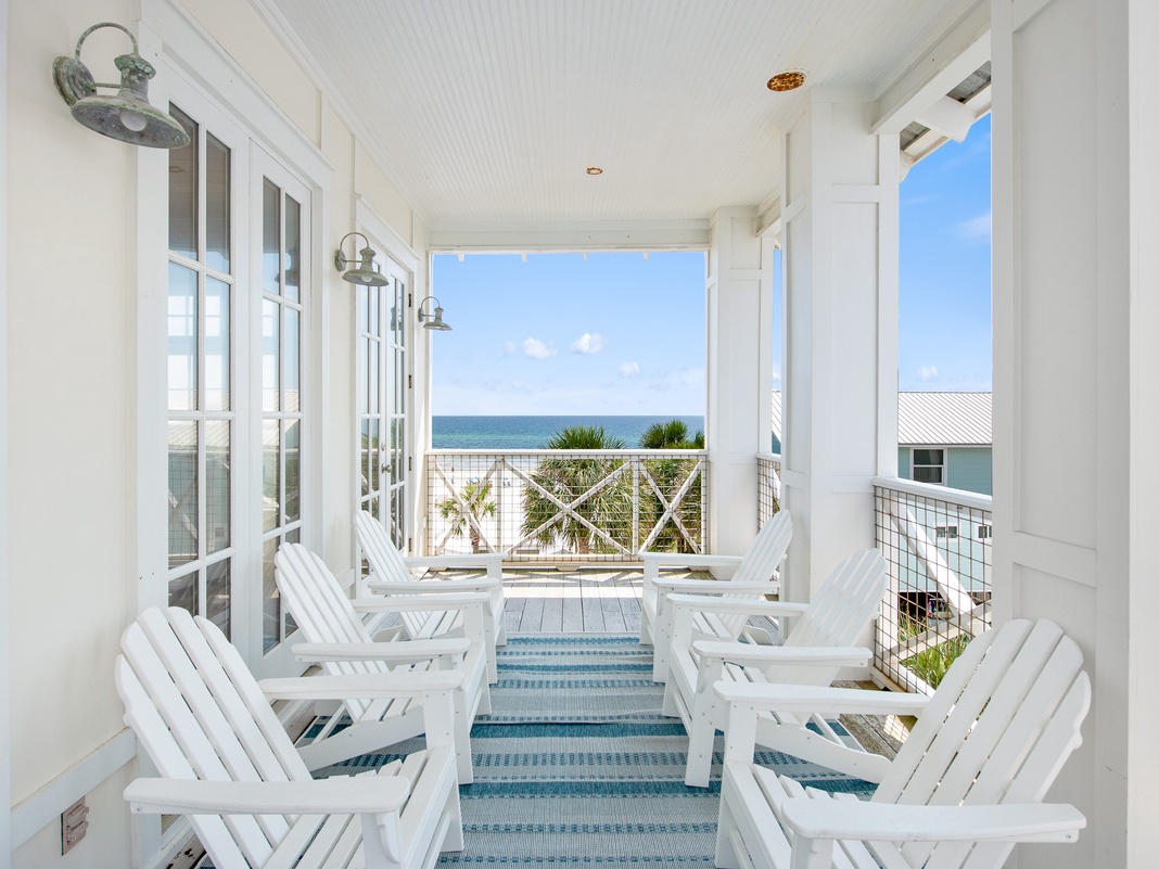 Third Floor: Balcony