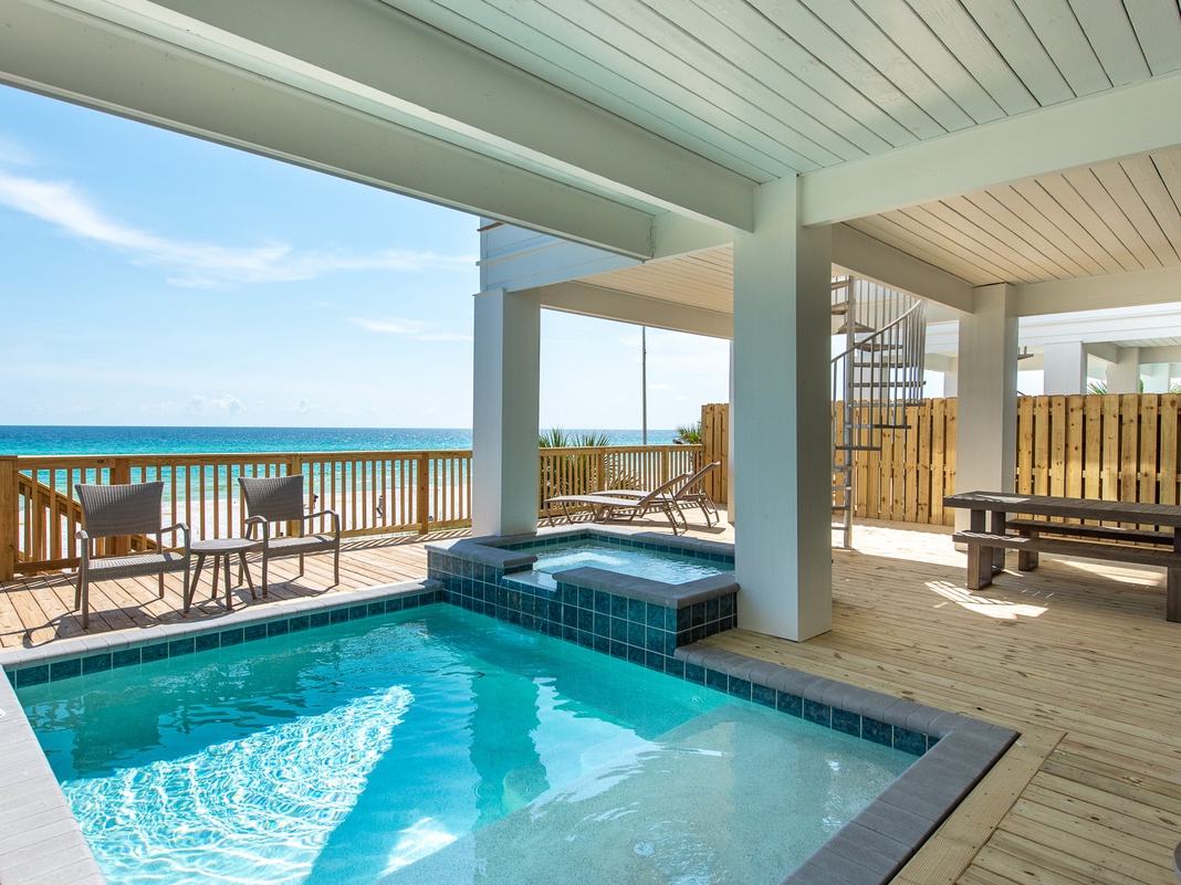 First Floor: Pool Deck