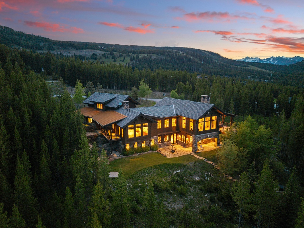 Luxury ski-in/ski-out mountain estate set on a private one-acre lot