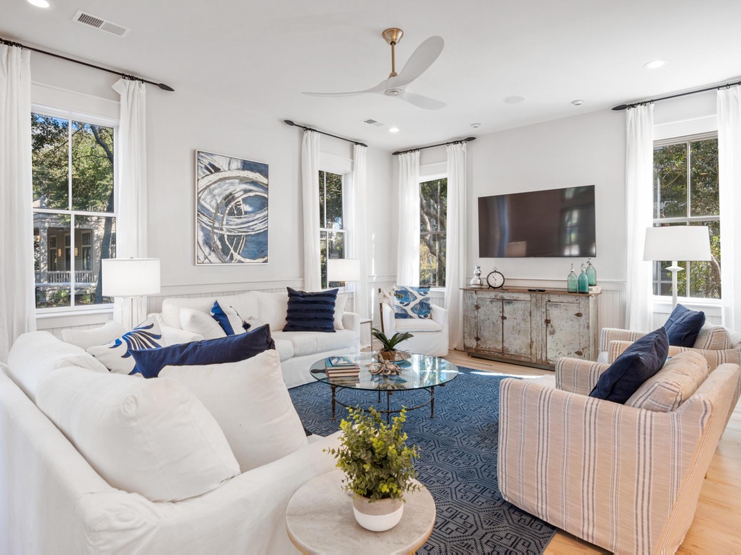 First Floor: Living Area