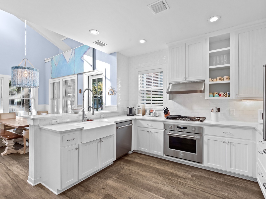 First Floor: Kitchen