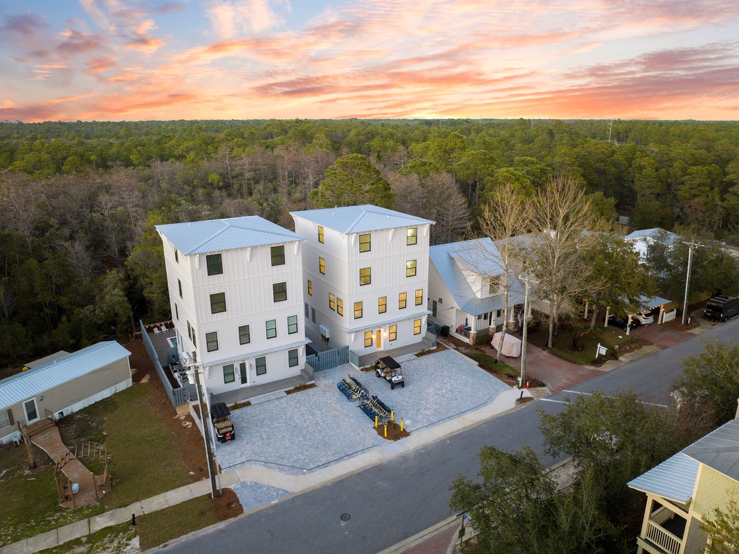 Grayton Beach "Grayt Dreams" 158 Grayton Village Road & "Graytness" 168 Grayton Village Road