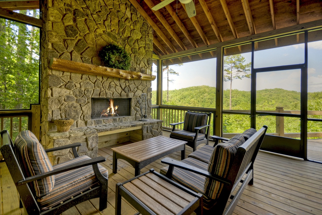 Altitude Adjustment- Screened In Porch w/ Log Fireplace