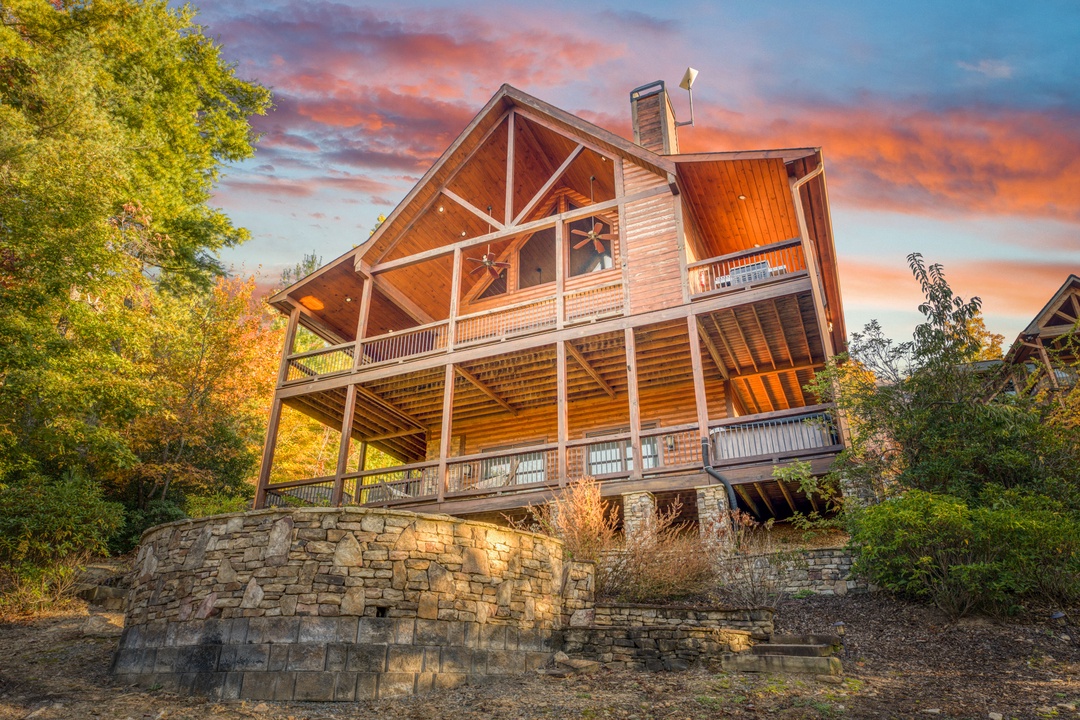 Wolf Branch Retreat - Exterior