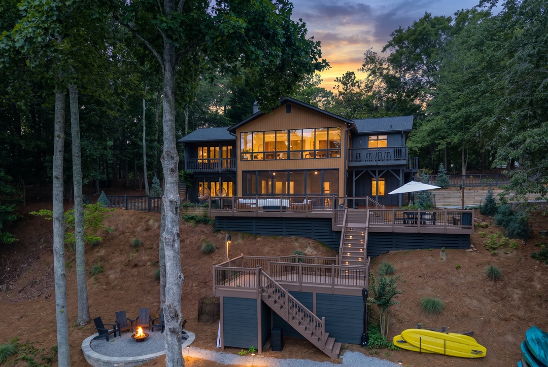 Silverlake Pointe