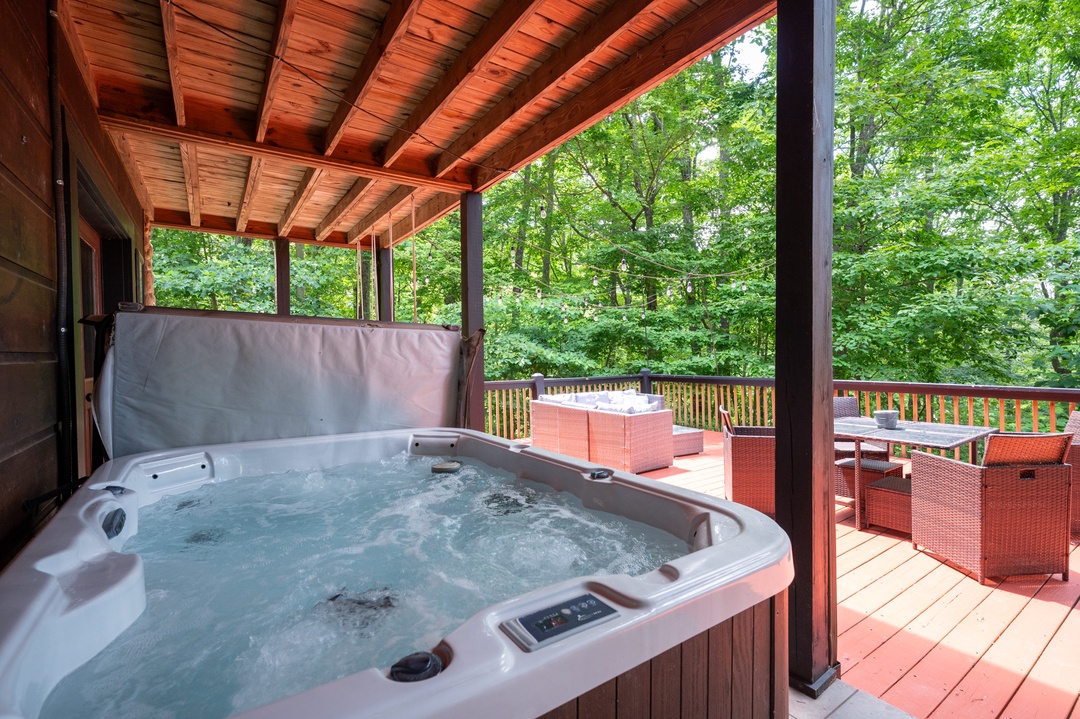 Highlands Hideaway - Hot Tub/Outdoor Entertainment