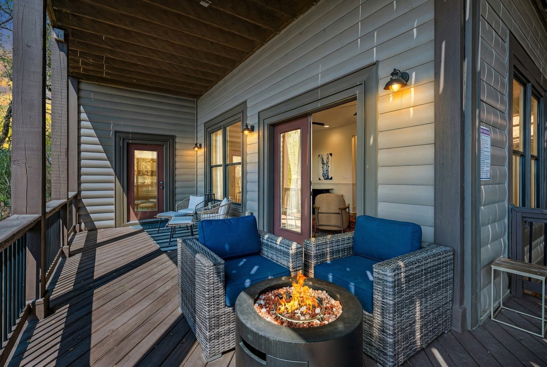 High Alibi - Lower Level Deck