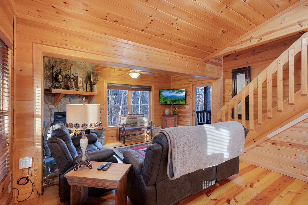 Acorn Ridge - Entry Level Living Room