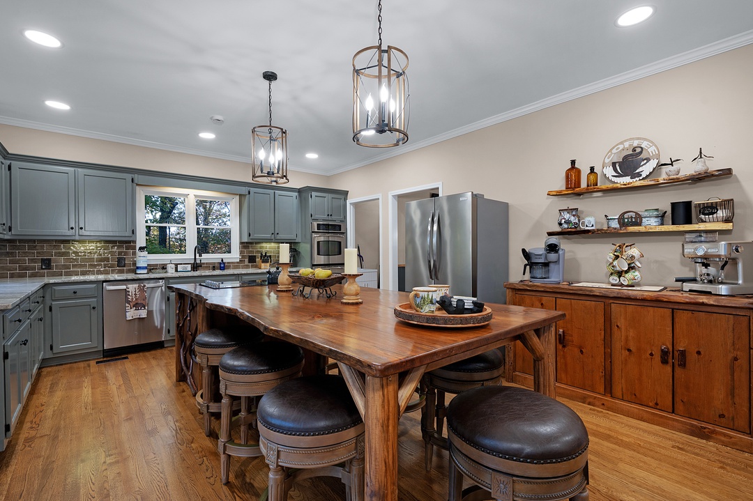 The Wolf Den - Entry Level Kitchen