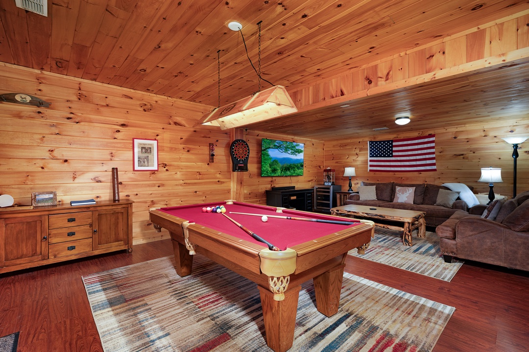 Golden Acres - Lower Level Entertainment Room