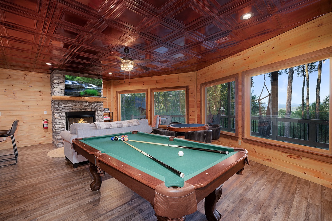 Morning Glory - Lower Level Game Room/Entertainment Area