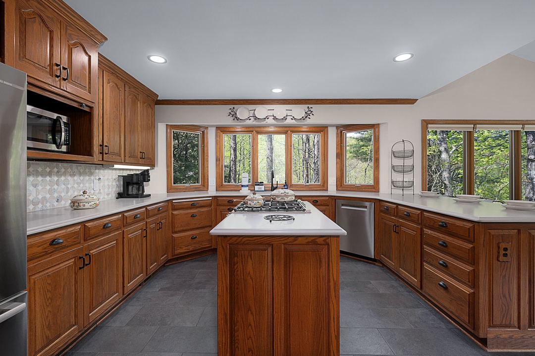 Camp Higher Ground - Fully Equipped Kitchen