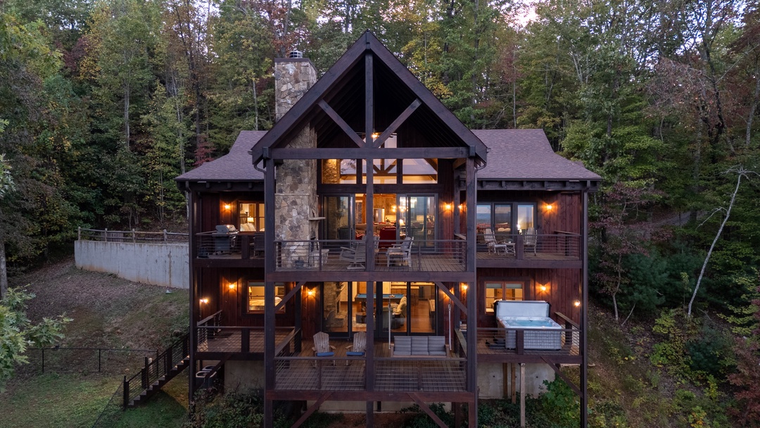 Jupiter On The Mountain - Rear View of Cabin