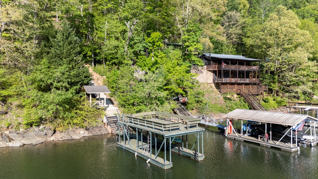 Echoes on the Lake Private Dock