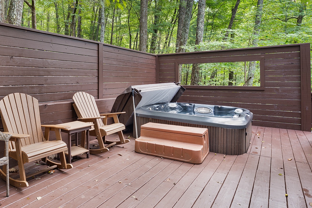Tiny Pines - Sunken Hot Tub deck