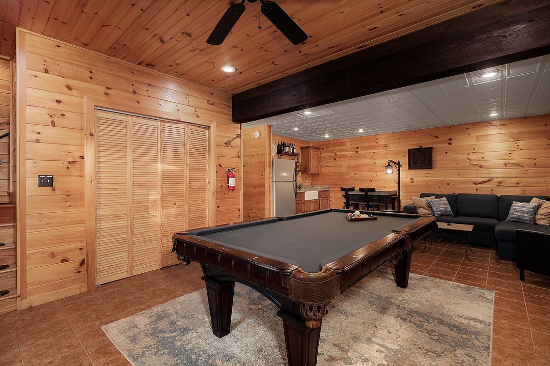 Mountain Melody - Lower Level Game Room