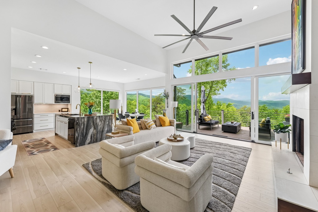 Casa del Sueno - Living Room