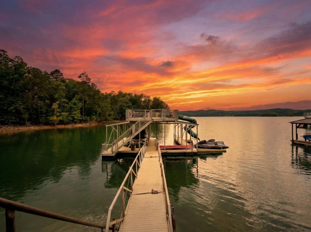MedleySunsetCove-BoatDock-Twilight
