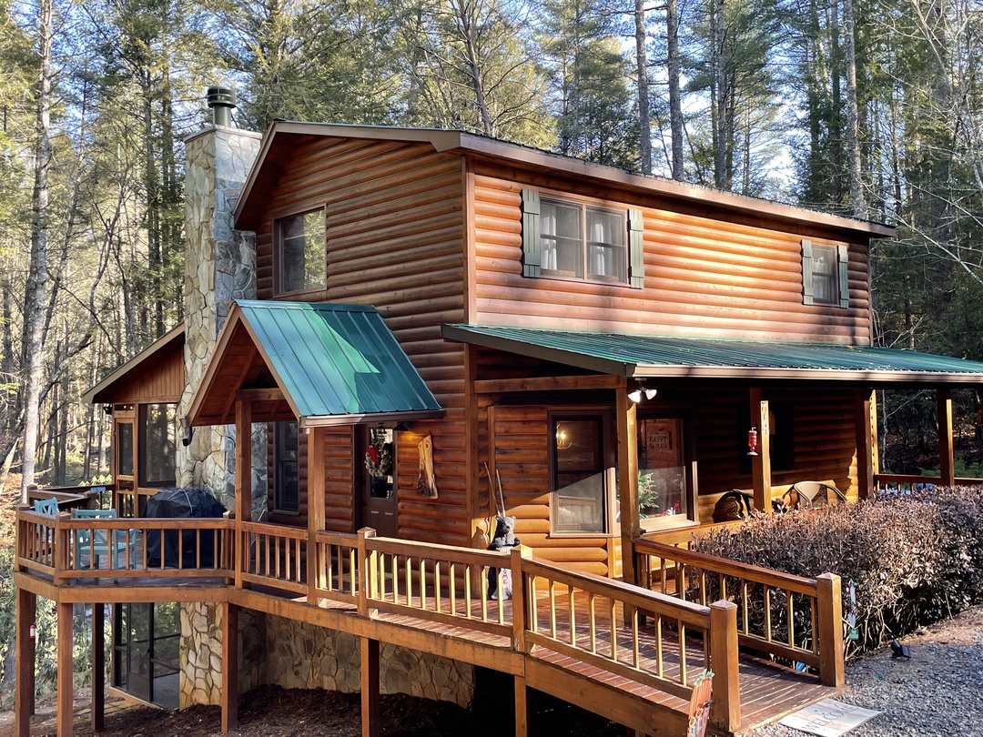 Bear Creek: Front View