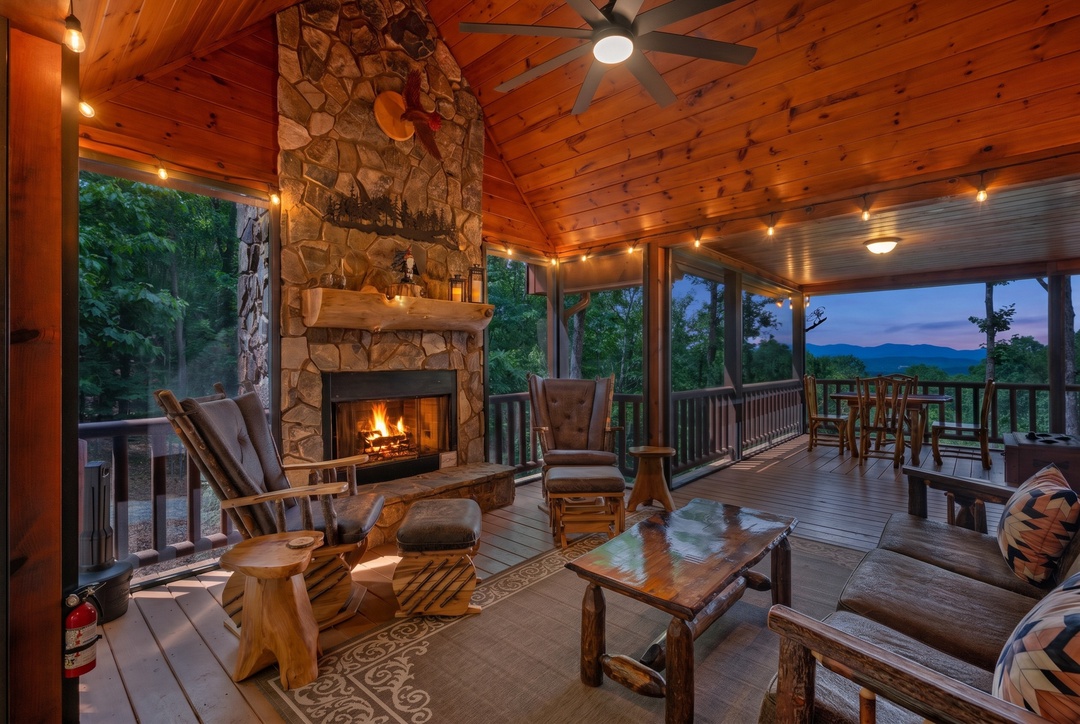 Soaring Hawk Lodge - Entry Level Screened In Deck Outdoor Fireplace Area