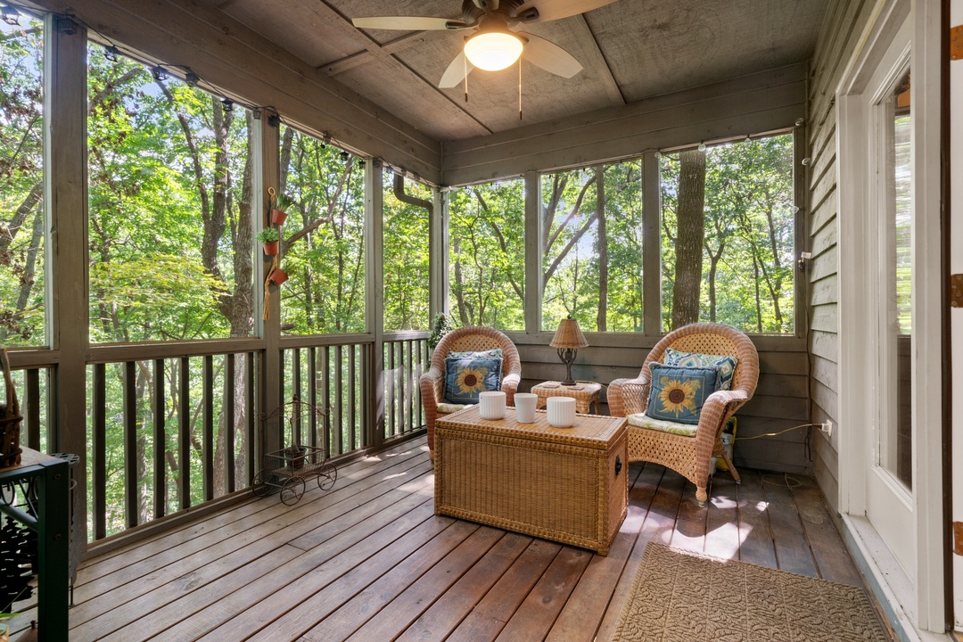 Cozy Mountain Getaway - Entry Level Screened-In Back Porch