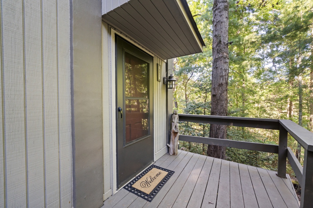 Sconti Ridge Hideaway - Entranceway