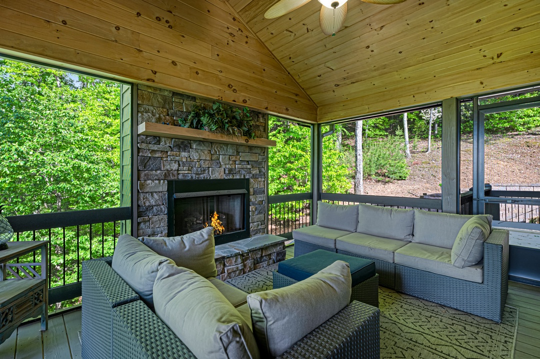 Happy Hour Heights - Entry Level Deck Fireplace