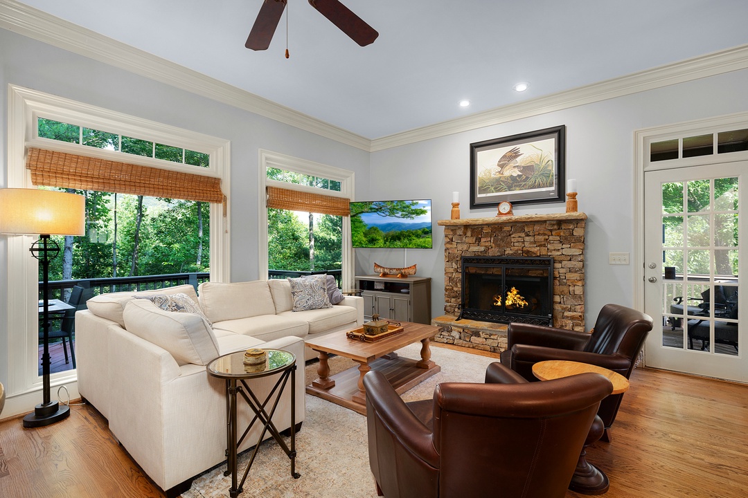 Laurel Landing Lodge