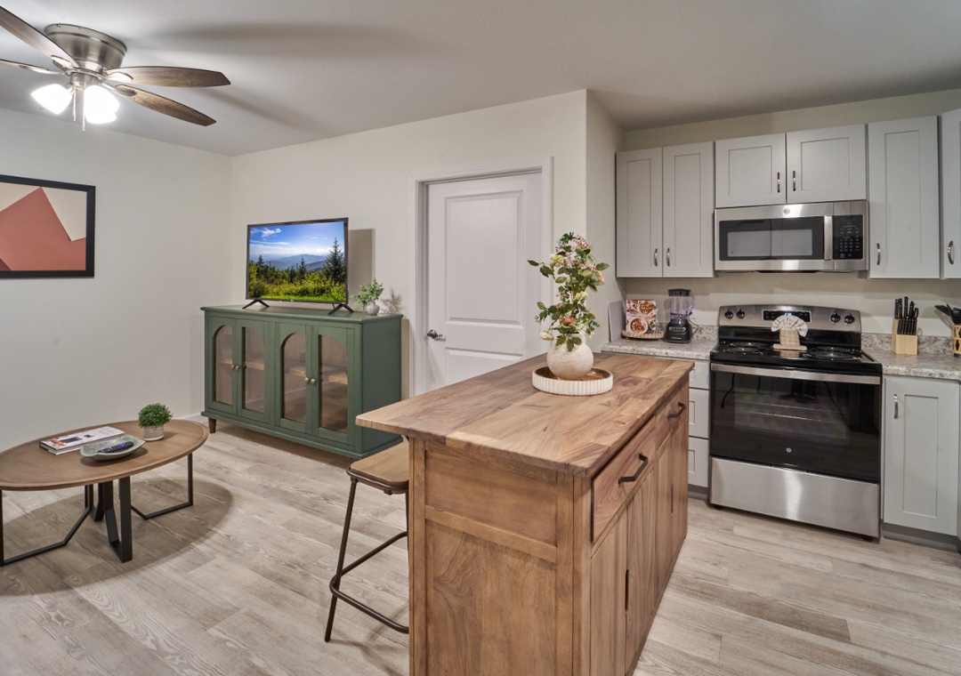 The Ruby 103 | Photo 2