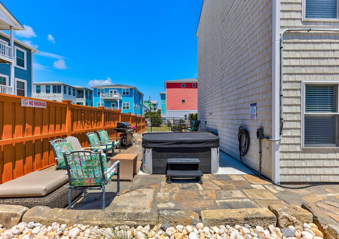 025-031-Outdoor Living Area-1500x1000