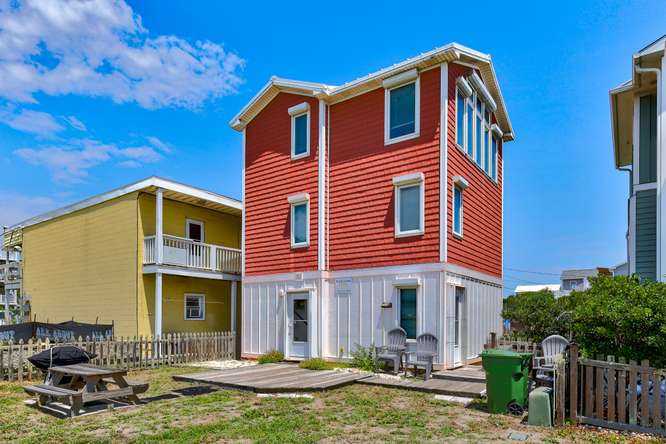AA311: Kure Beach Ocean View