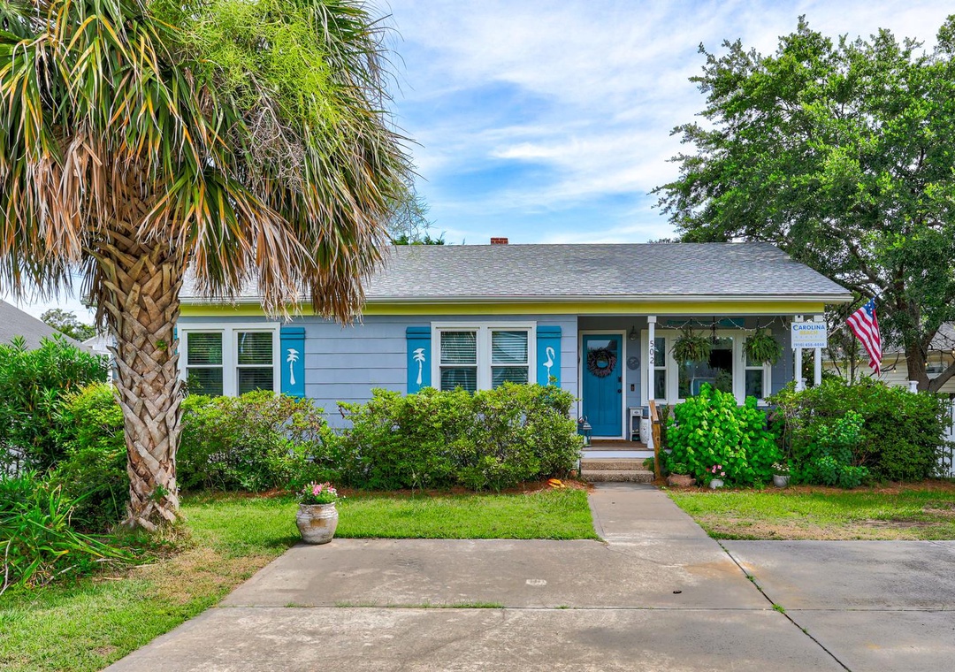 SLW502: The Cottage @ The Porches