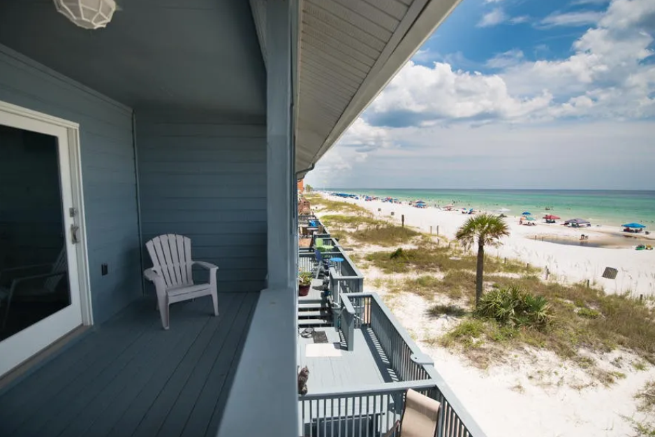 Seagull Villas #7 balcony