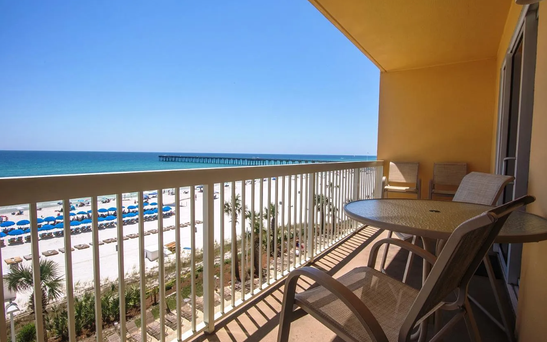 Calypso 2-404 balcony