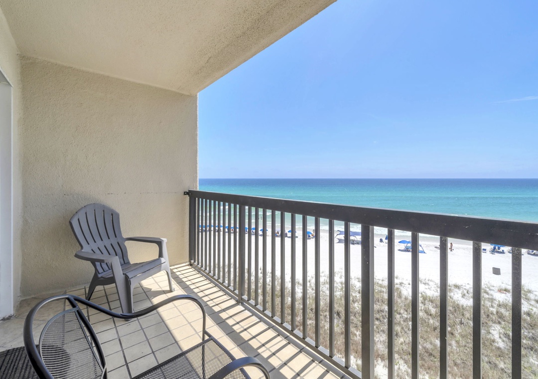 Pinnacle Port C1-503 balcony