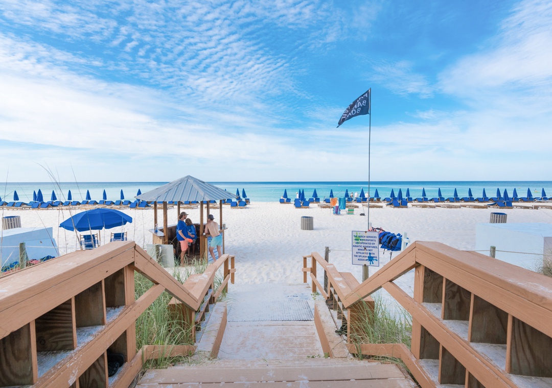 Step right out to the beach!