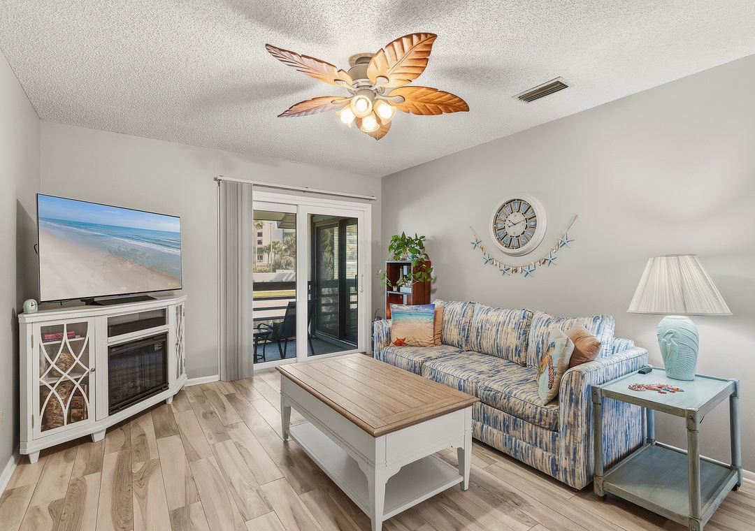 Living room at Sea Woods 275
