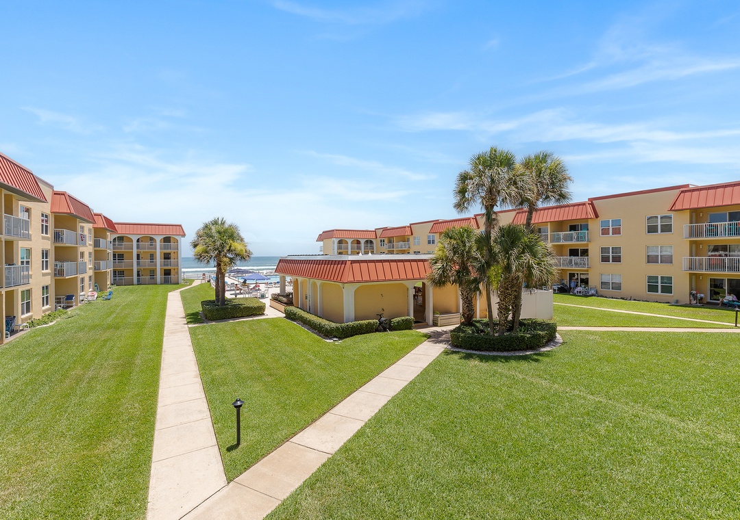 Path to Beach and Pool