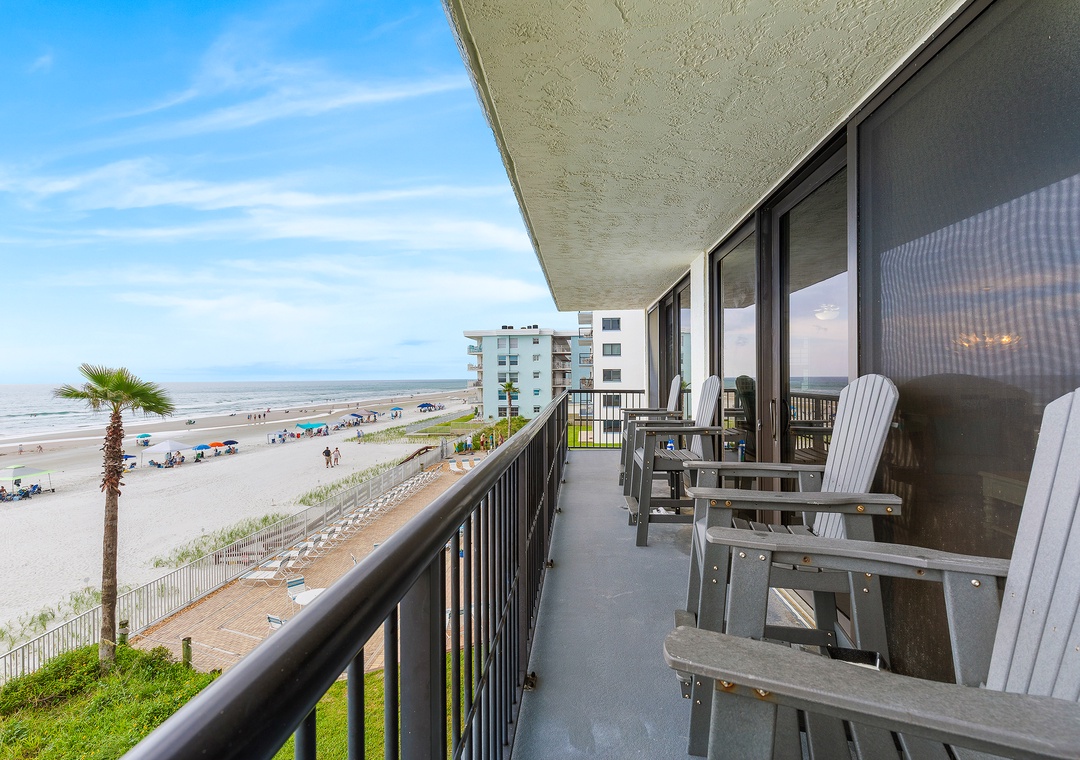 Direct Beachfront Private Balcony