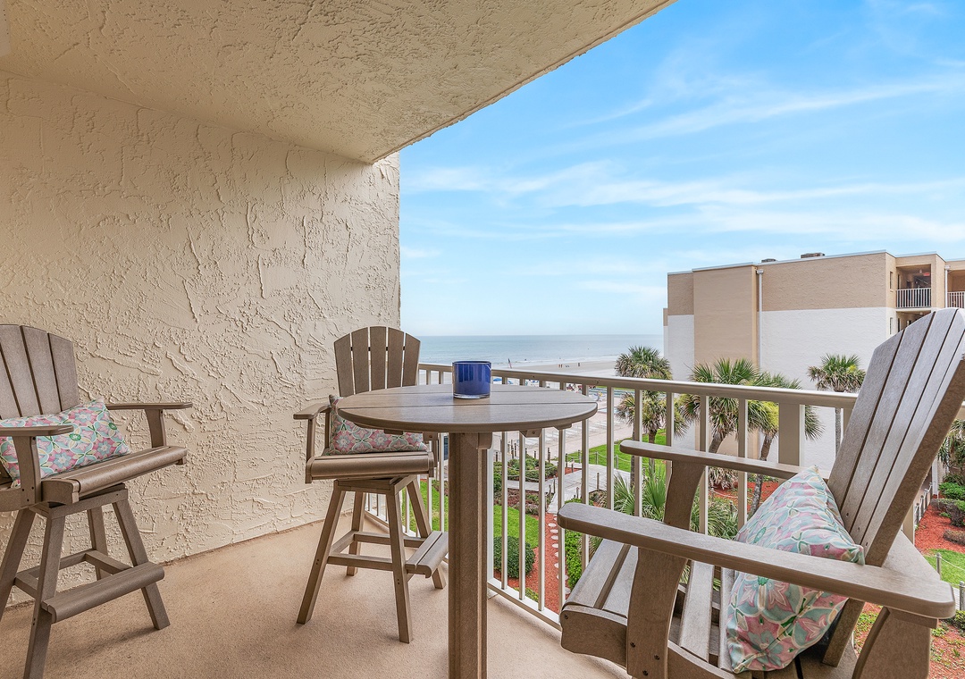 Castle Reef 407 Balcony Views