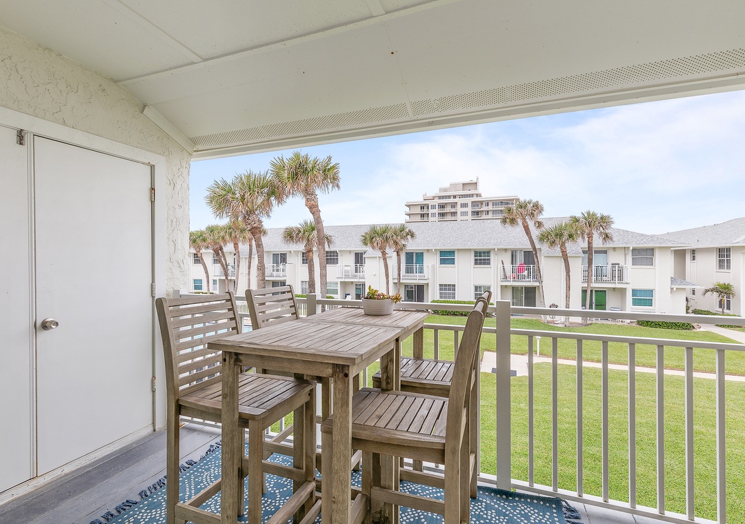 Colony Beach Club 248 balcony