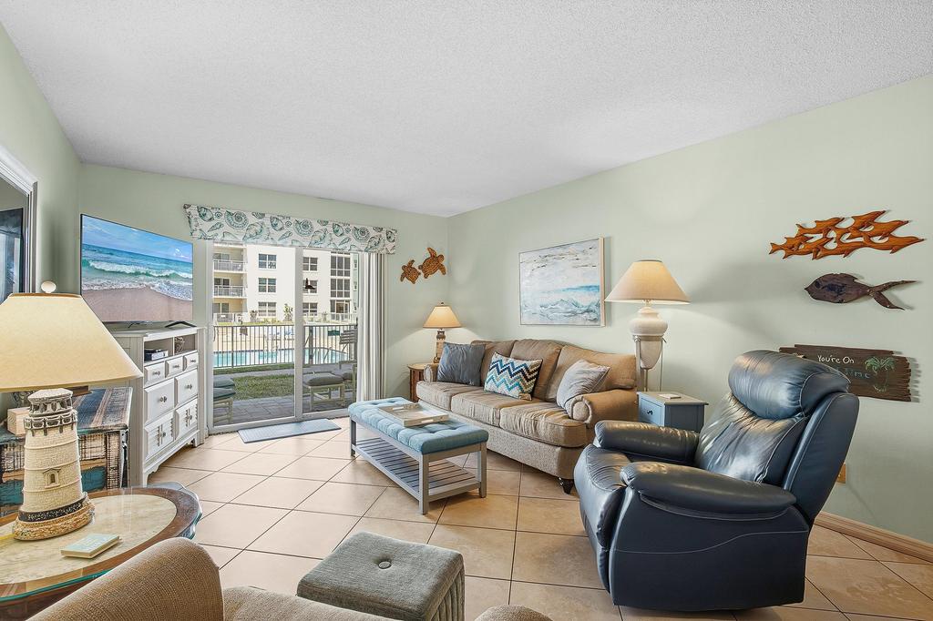 Sea Coast Gardens III 108