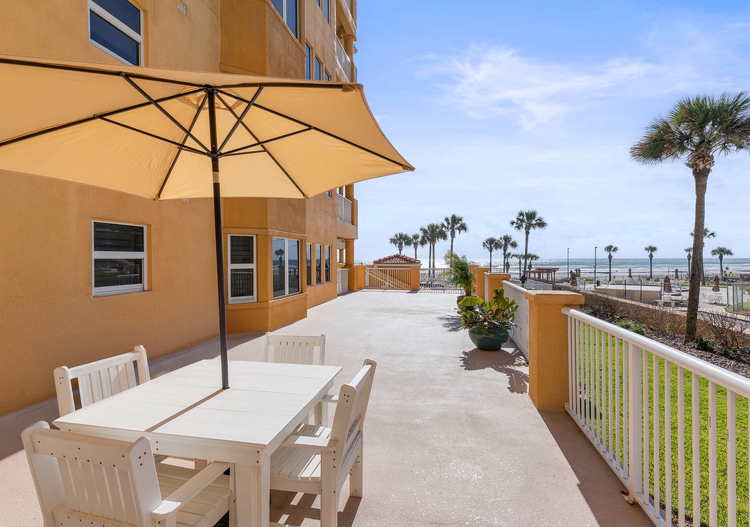 Dine al Fresco on your Private Sundeck